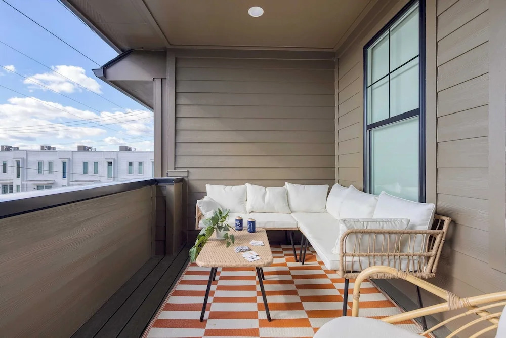 Lischey by Avantstay Modern 4bdr w/ Covered Patio Newly Built Nashville Home