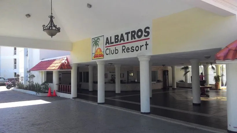 PTV Apartamentos en Albatros
