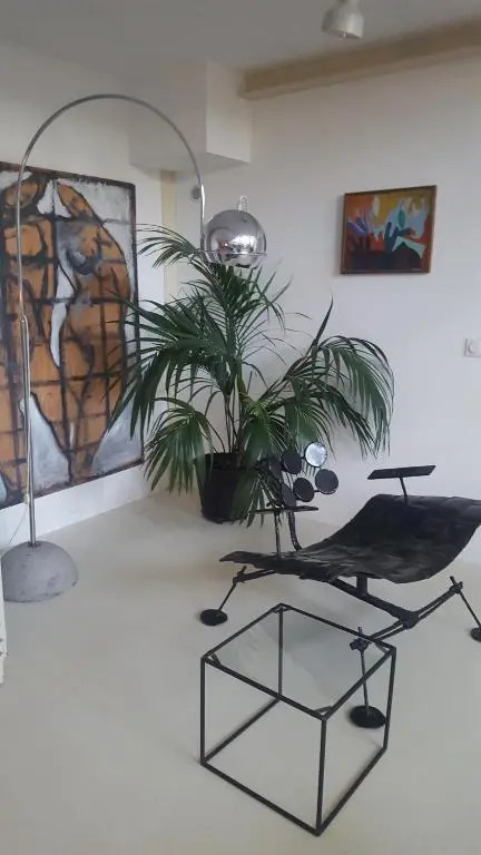 Grand Loft EM33
