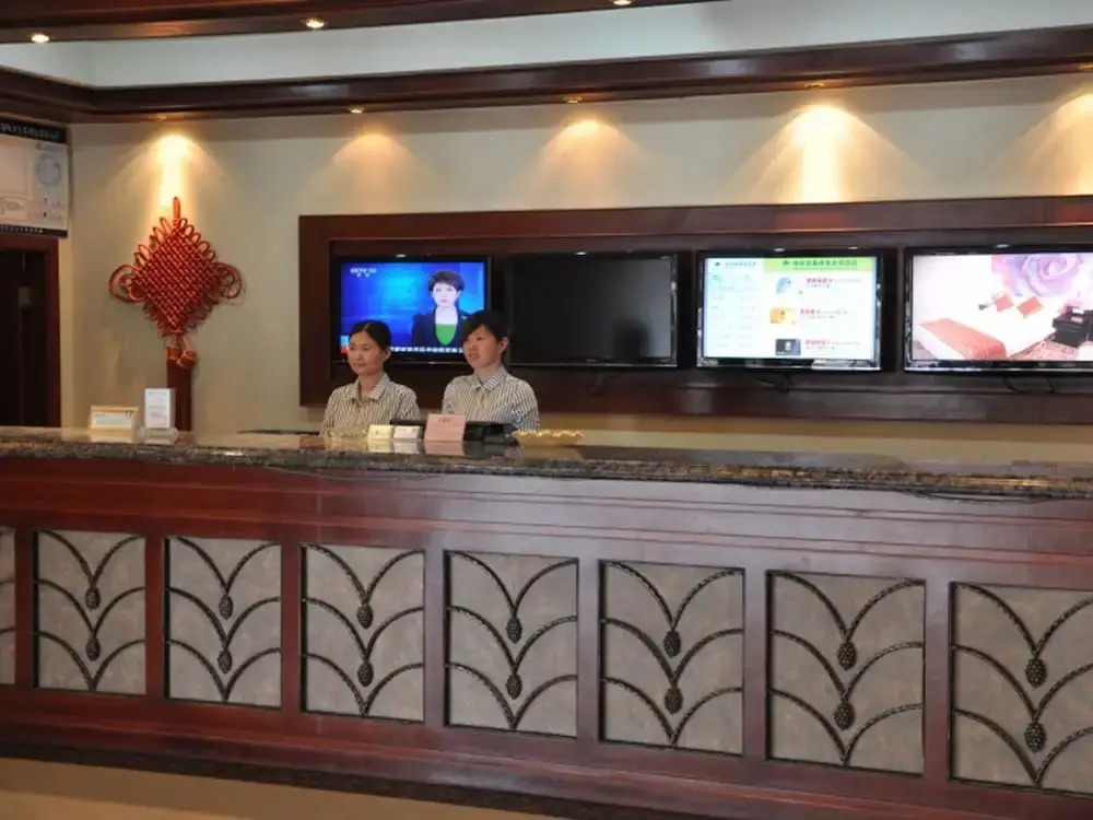 GreenTree Inn Xuzhou Railway Station Hotel