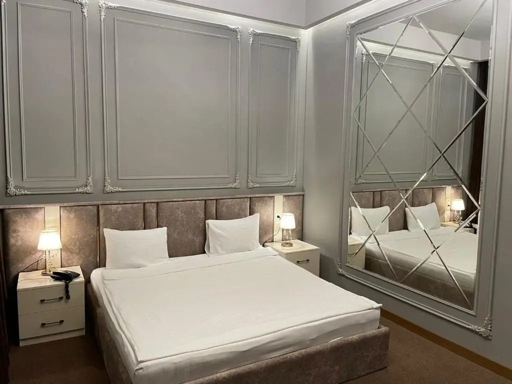 Paradise Hotel Baku