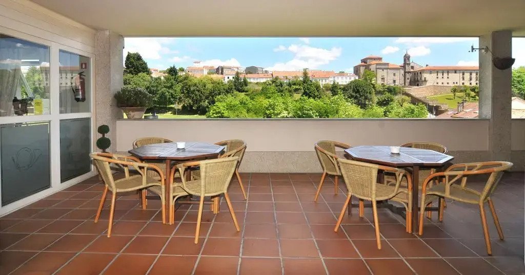 Hotel Parking Miradoiro de Belvís