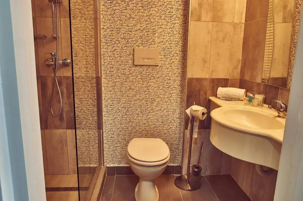 Отель Continental Drobeta Turnu Severin