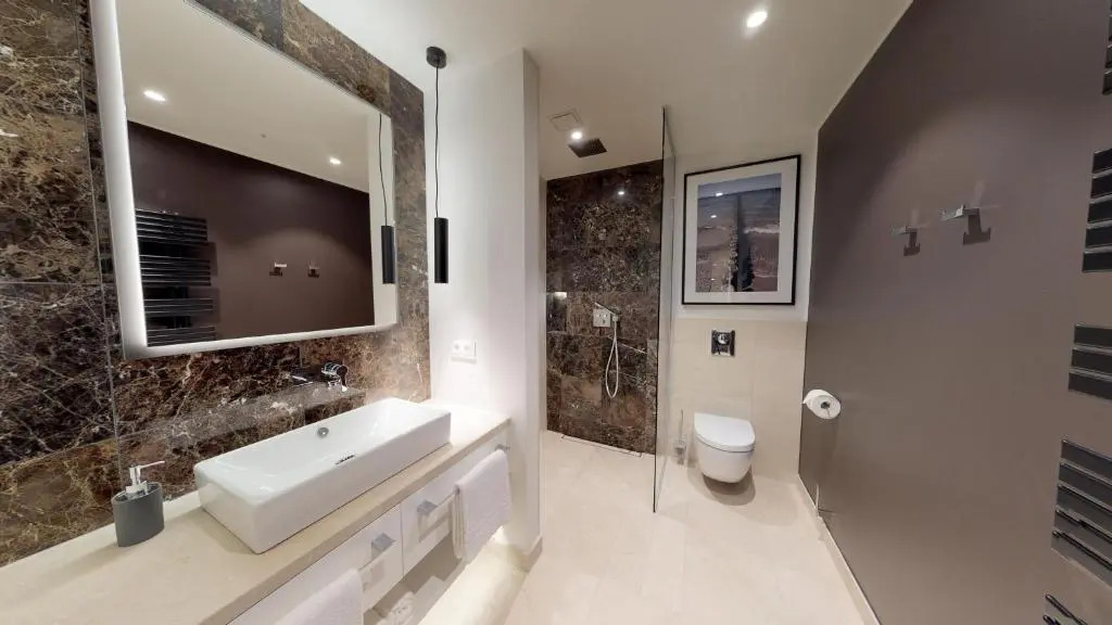 White Pearl Apartment 3.06