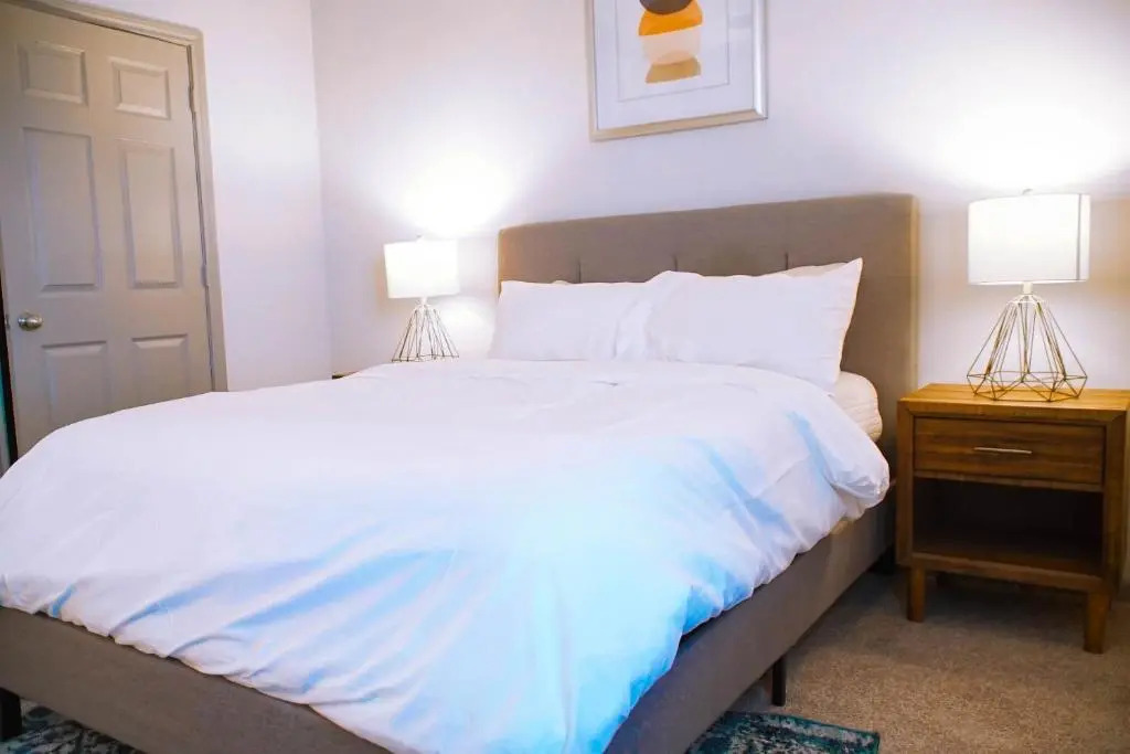 Modern Lux Apartments at Sugar Land