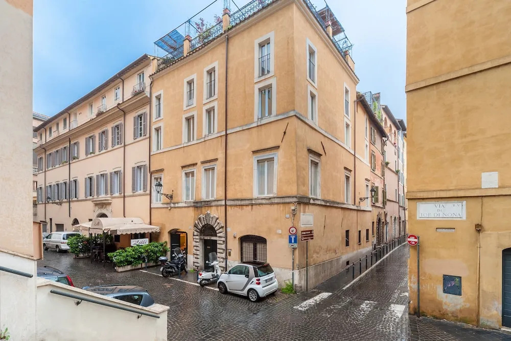 Romantic Rome Bramante Apartment