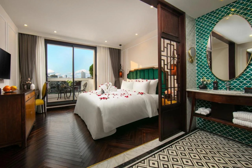 GM Premium Hotel