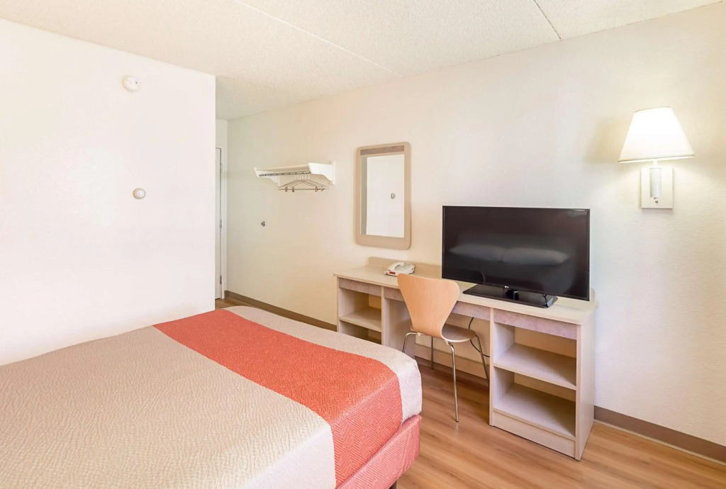 Motel 6-Spokane, WA - East