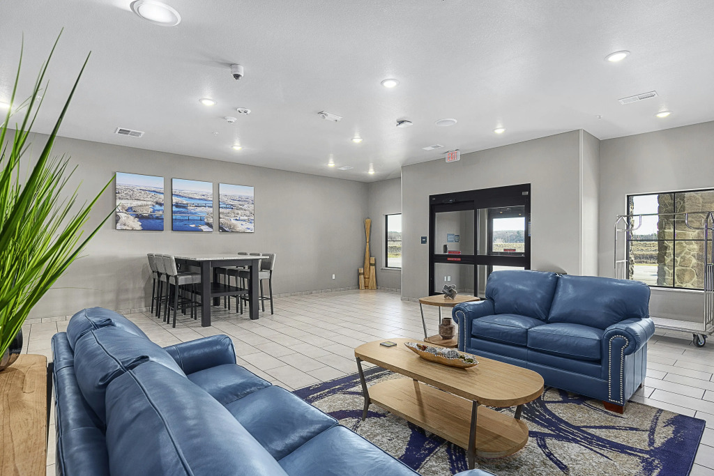 Riverstone Suites by Cobblestone Hotels - Chippewa Falls