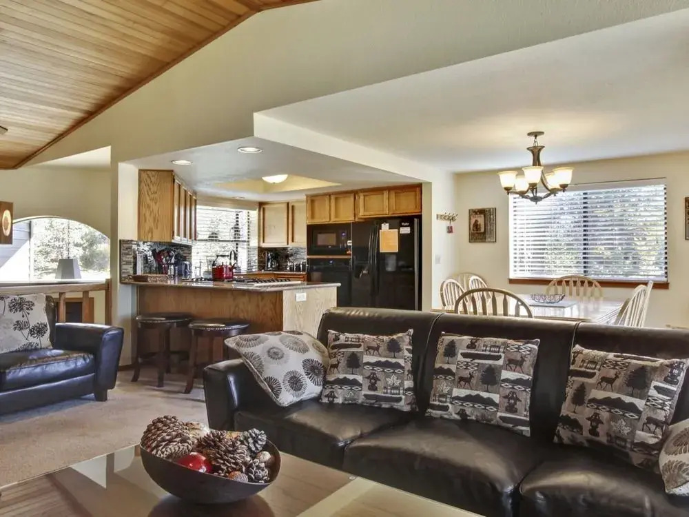 Fairway Village 12 3 Br home by RedAwning