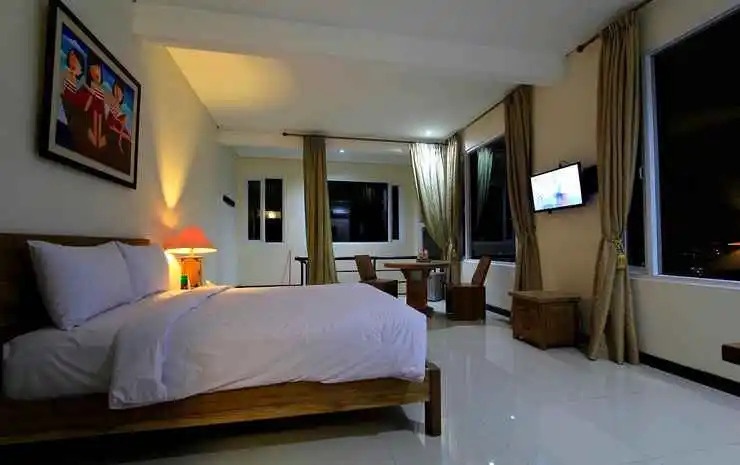 Sapphire Home Hotel