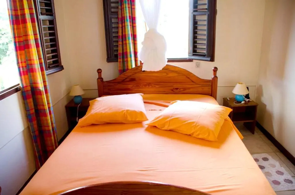 Maison de 2 chambres avec terrasse amenagee et wifi a Gros Morne