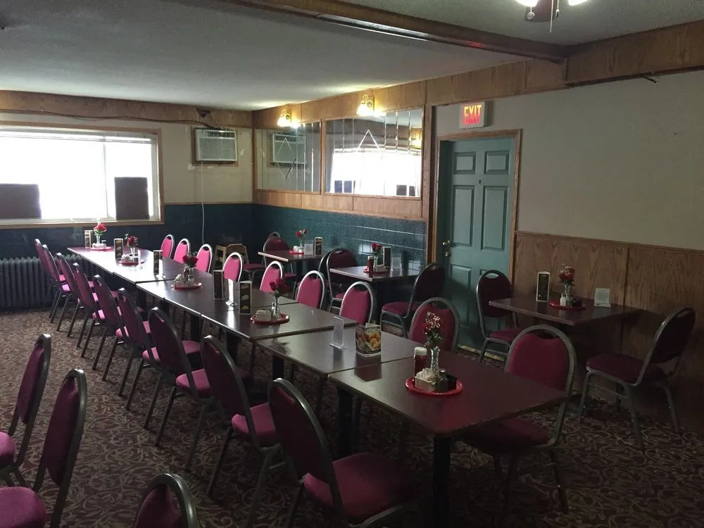 Kings Hotel & Motel