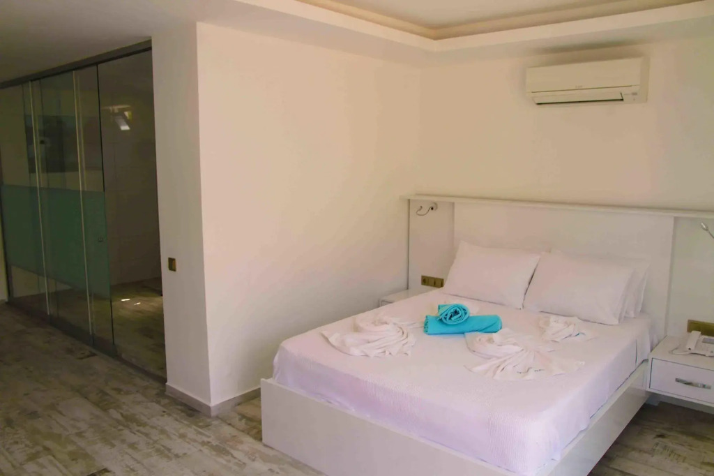 Cherry Suites