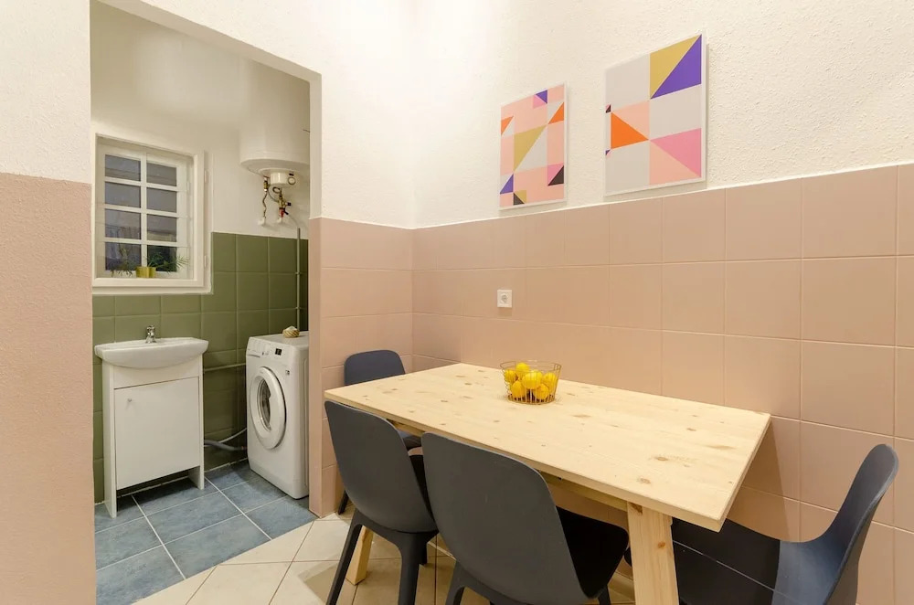 Coriander Apartment