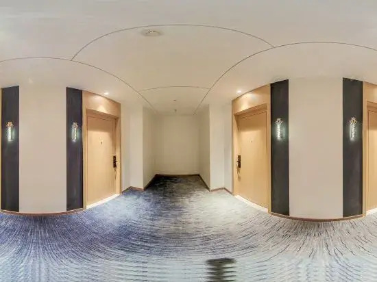 Magnotel Hotel (Xinji Guoji Pigecheng Wanda Plaza)