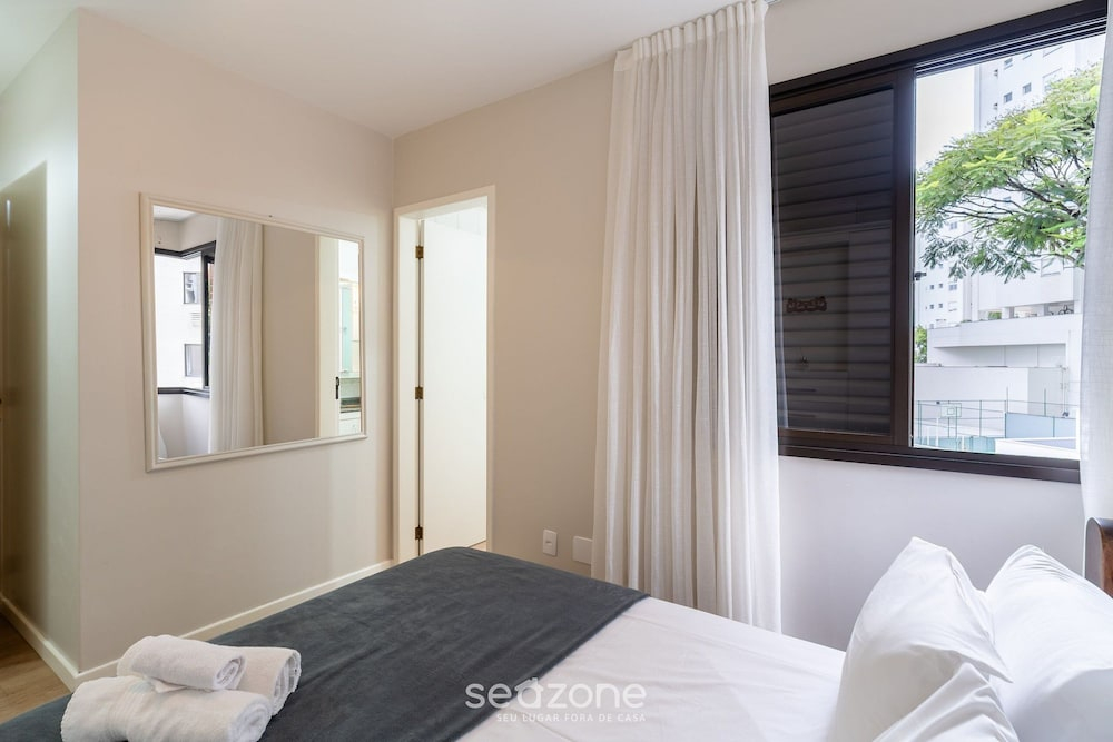 Apartin a Building W/parking in Joao Paulo Boo0301