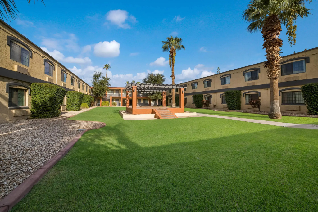Quality Inn & Suites Goodyear - Phoenix West