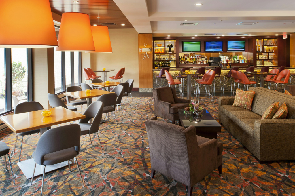 DoubleTree by Hilton Hotel St. Louis - Chesterfield