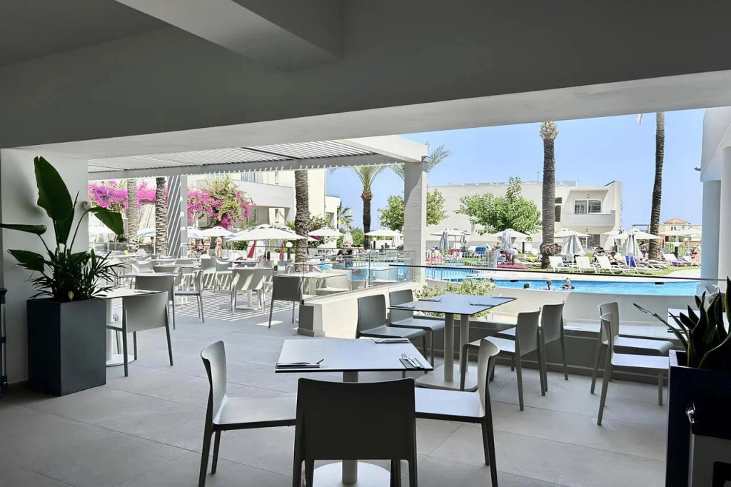 Selini Suites & Waterpark