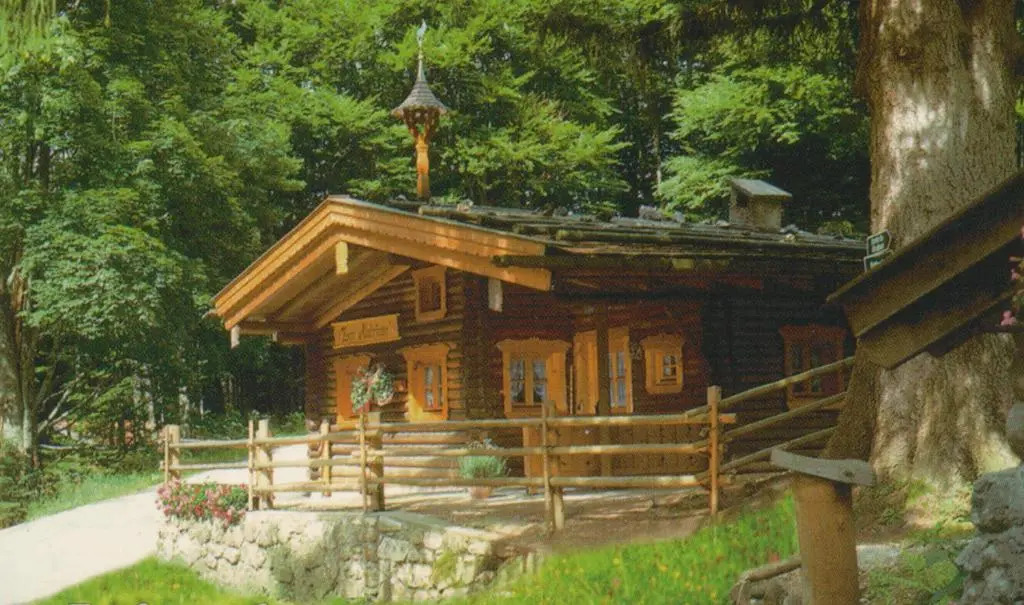 Almbrünnerl die Almhütte auf der Raffner Alm