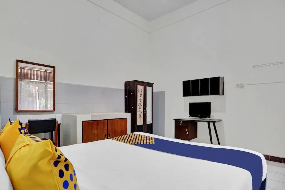 SPOT ON 90539 Taman Borobudur Guest House Syariah