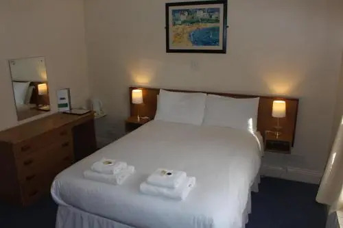 Carlton Inn