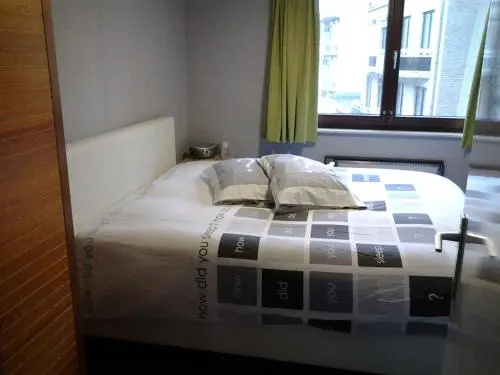 Zonnig Appartement met Zeezicht