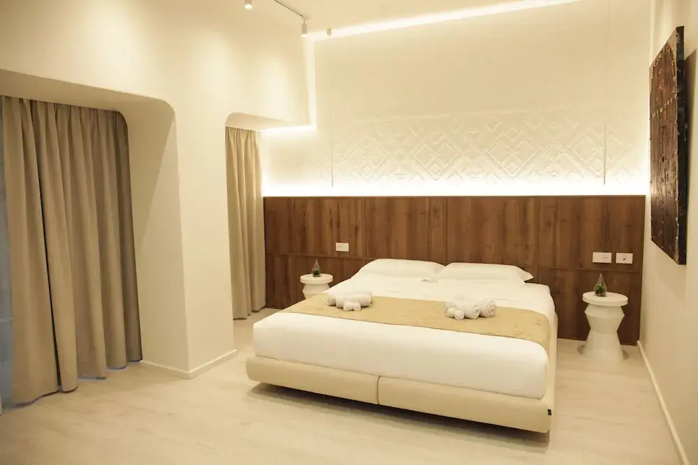 A Gallery Hotel