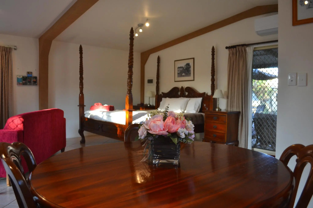 Clandulla Cottages & Farmstay