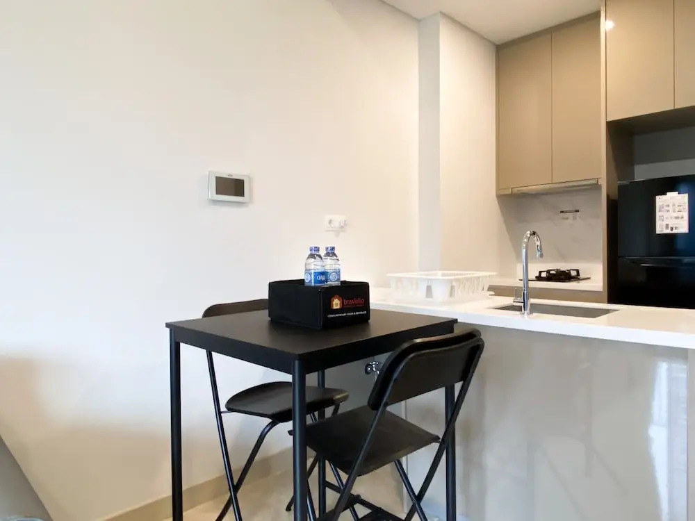 Elegant And Comfortable 1Br Apartment Arumaya Residence