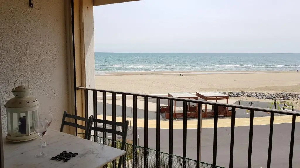 BM 250 - Totale vue mer: Appartement - NARBONNE-PLAGE