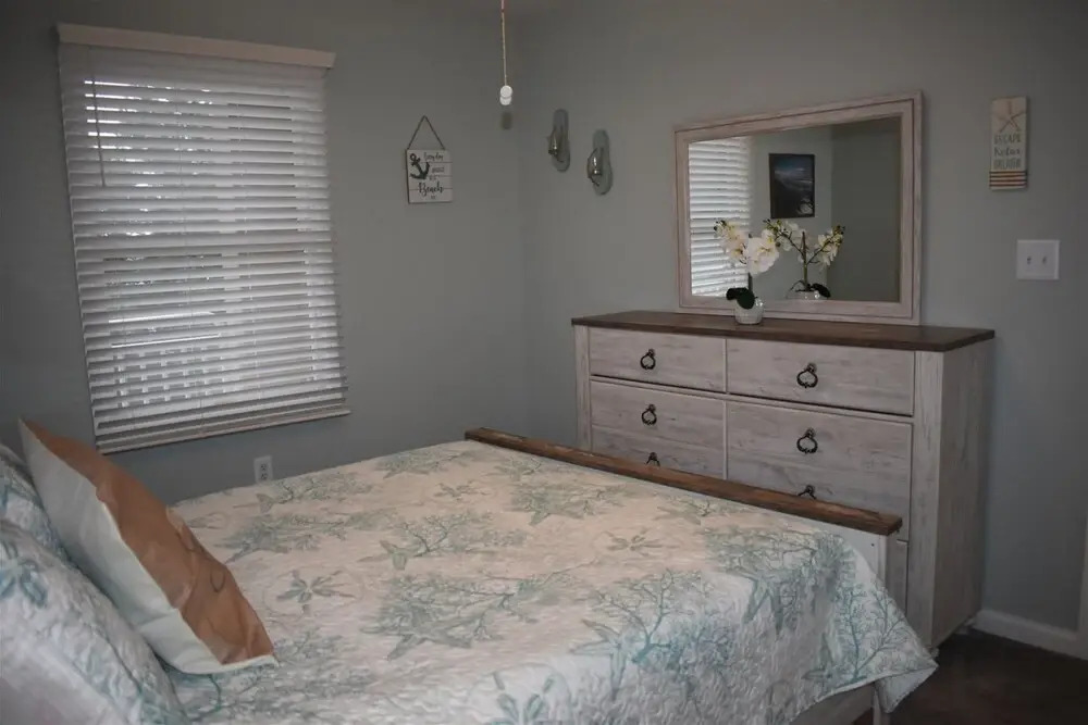 Db301 East Rochester Avenue, Unit 106