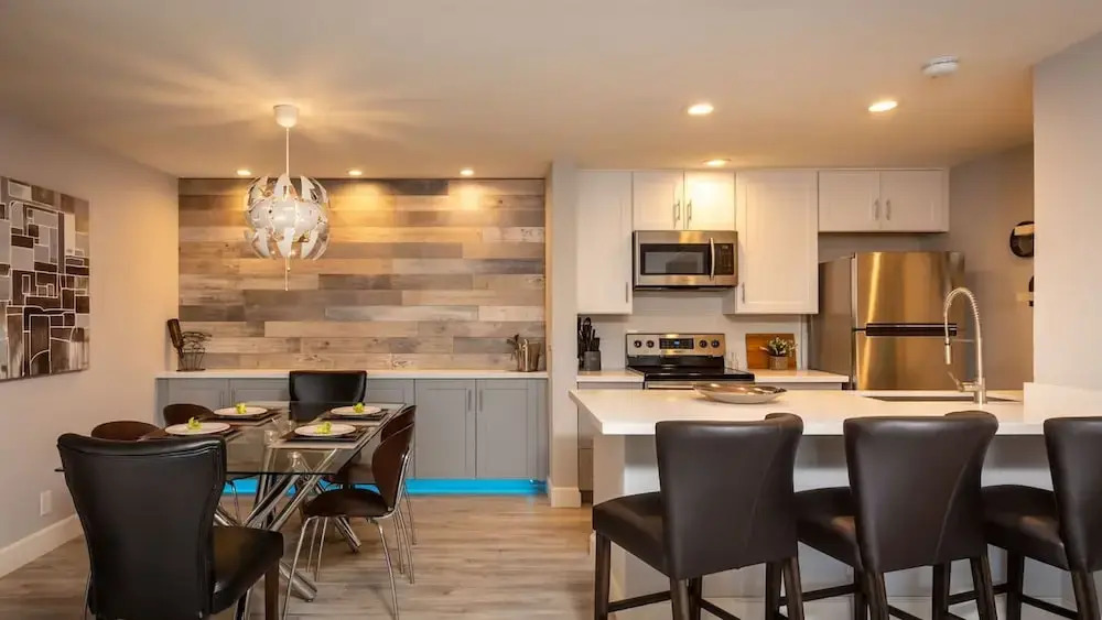 Ultra Modern Old Town Scottsdale 3 Bedroom!