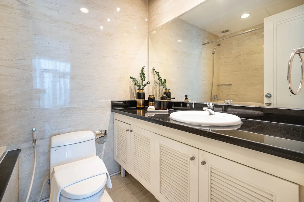 Sai Gon Finest - Panorama Suite in Central D1