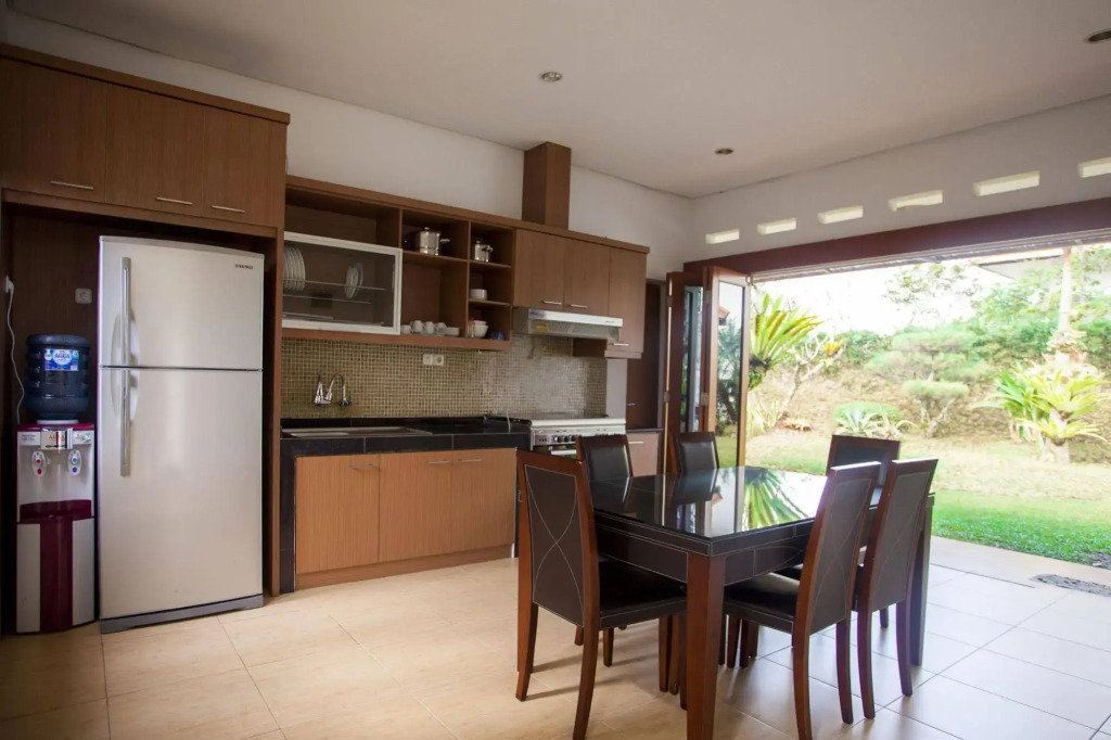 Kirei Mountain View 7BR Villa with a Private Pool