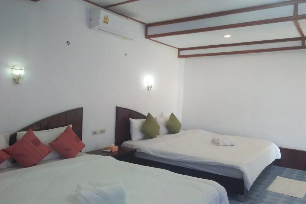 OYO 75333 Lanta Beach Lodge