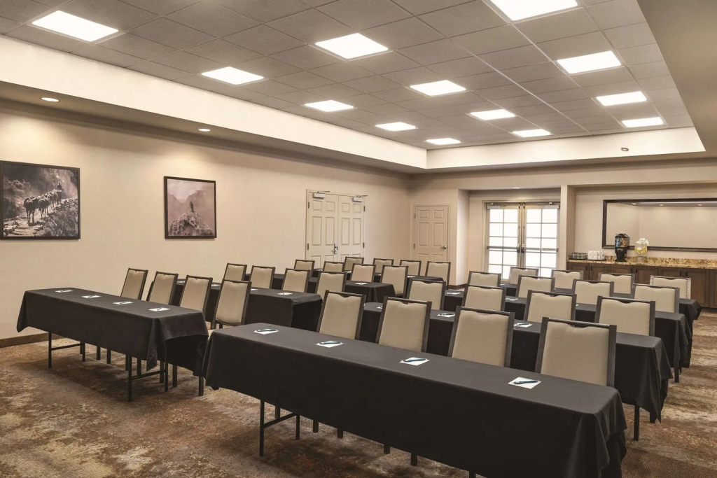 Homewood Suites Tucson St. Philips Plaza University