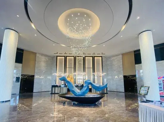 Lingyuan International Hotel