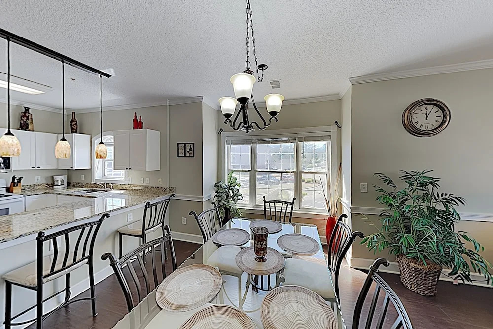 Sun-soaked Central Myrtle Beach W/ Pool 3 Bedroom Condo