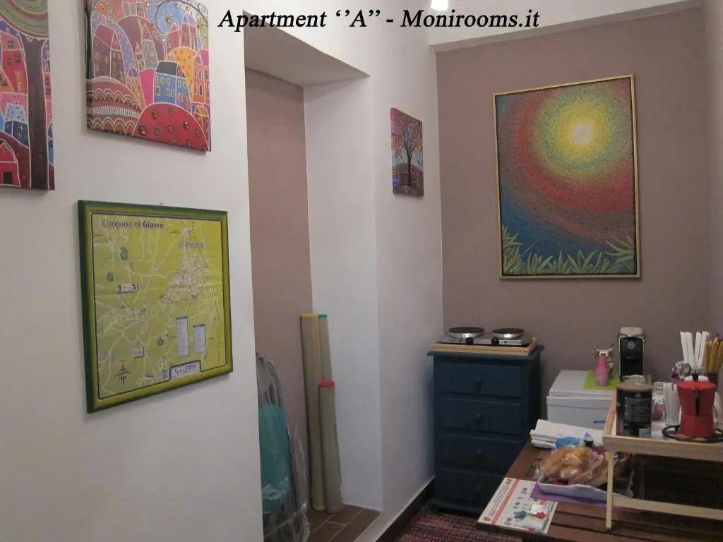 Moni Rooms