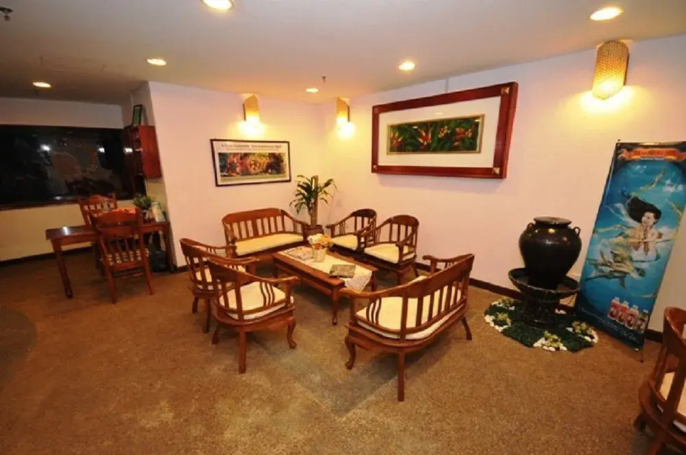 Oyo 44082 Kuala Melaka Inn