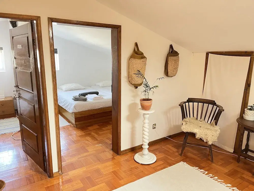 Coral Seaside Rooms