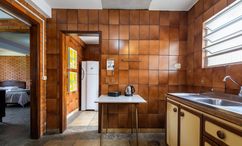 Large 3-bedroom House in Penha Sel0068