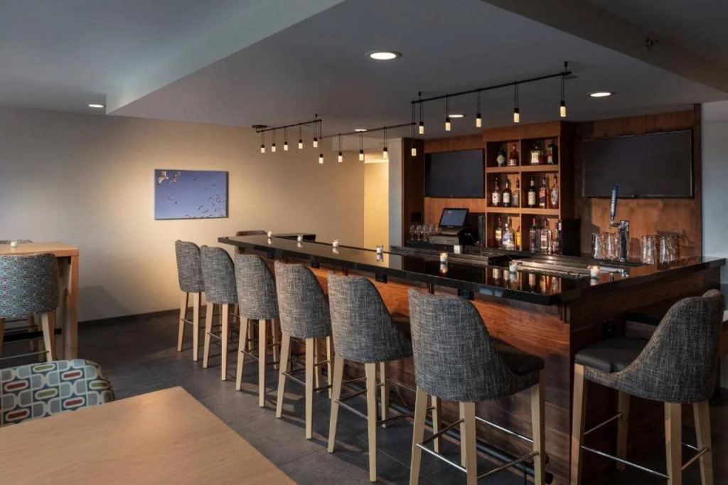 Fairfield Inn & Suites by Marriott Providence Airport Warwick
