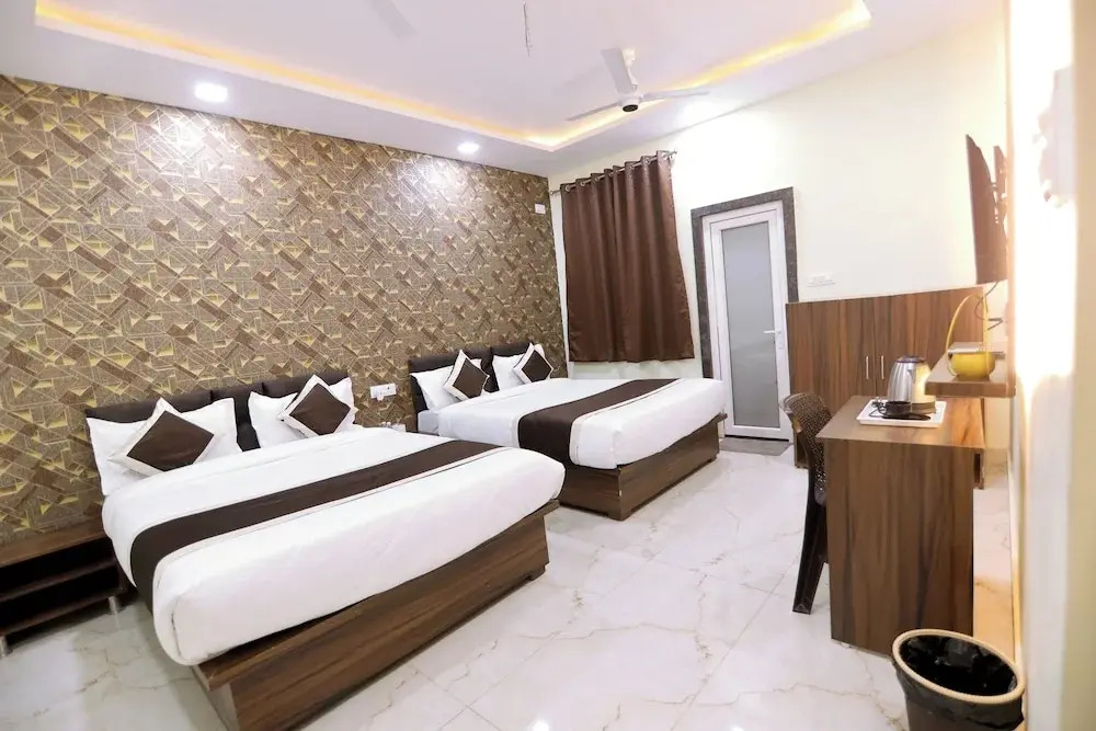 Shree Krishna Inn