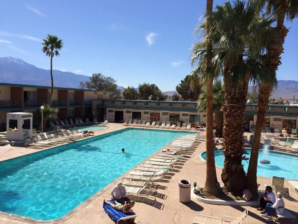 Desert Hot Springs Spa Hotel