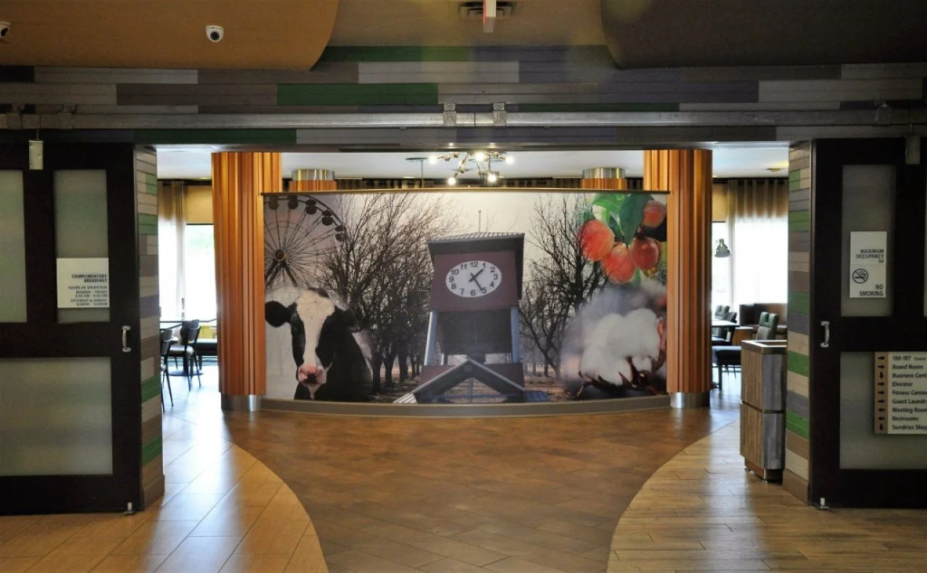 Holiday Inn Express & Suites Perry-National Fairground Area by IHG