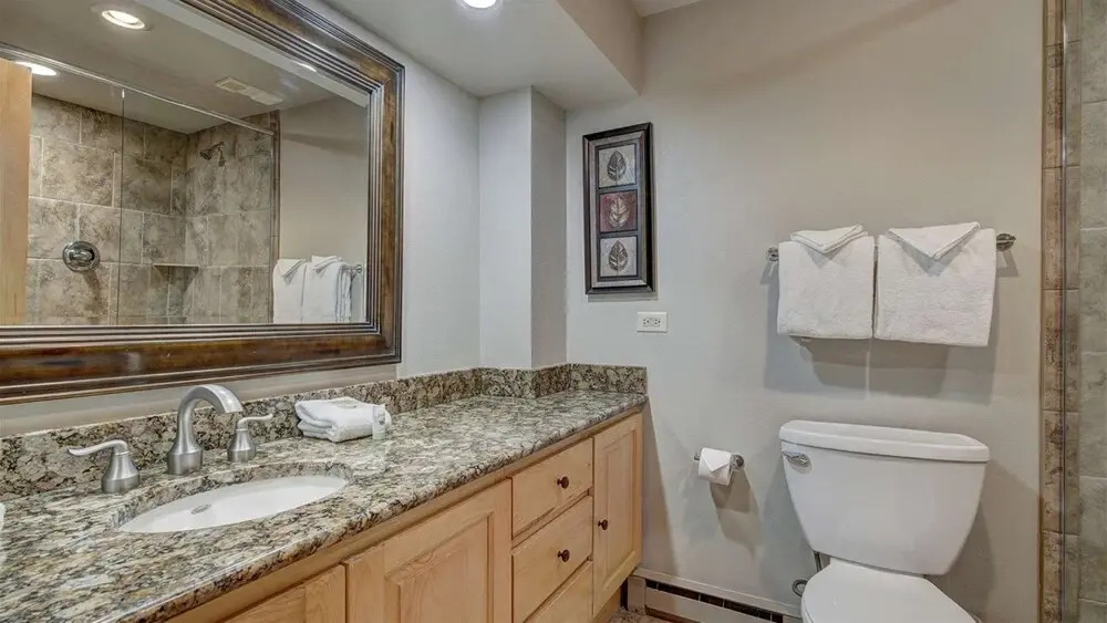 Comfortable 3-Bedroom Ski Inout Condo At Peak 9 - Village At Breckenridge