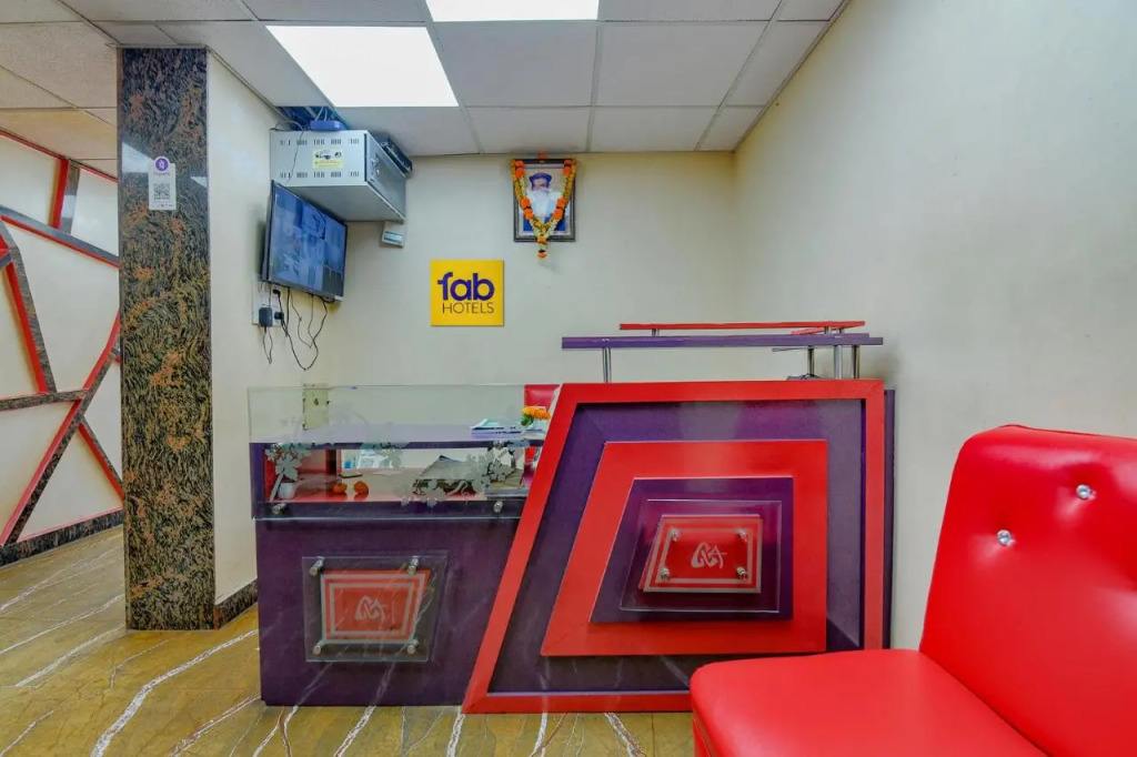 FabHotel New Central